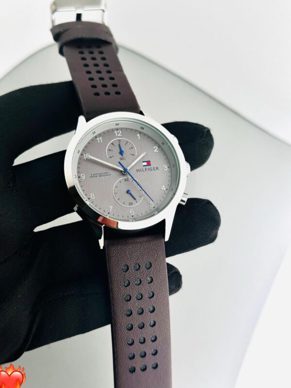 Tommy Hilfiger Multifunction