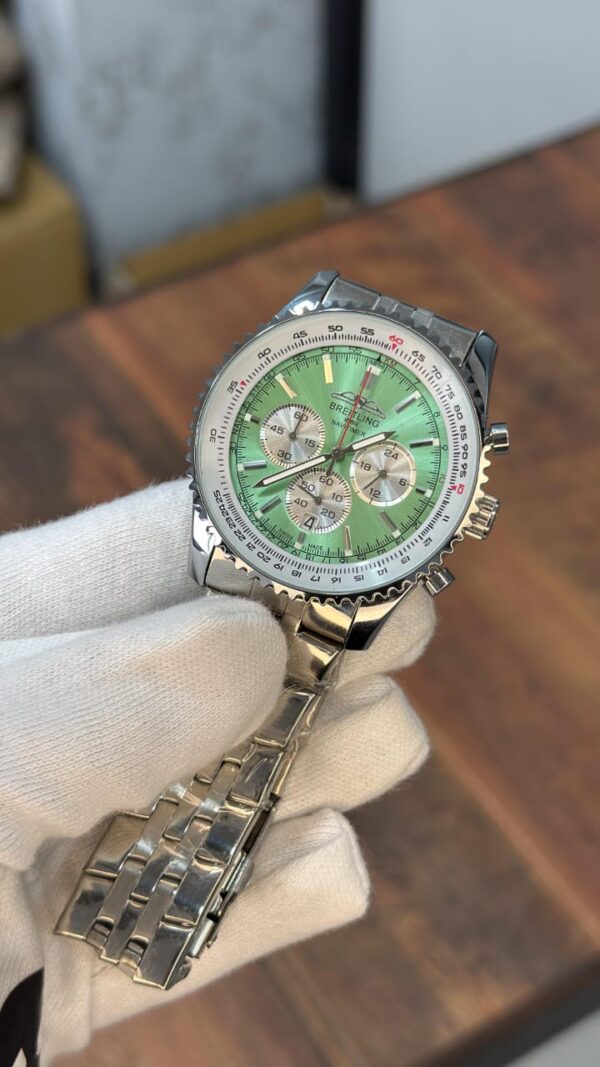Breitling Legendary Navitimer Chronograph Quartz - Image 4