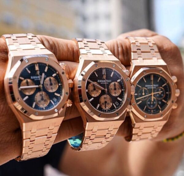 Audemars Piguet Royal Oak Chronograph - Image 2