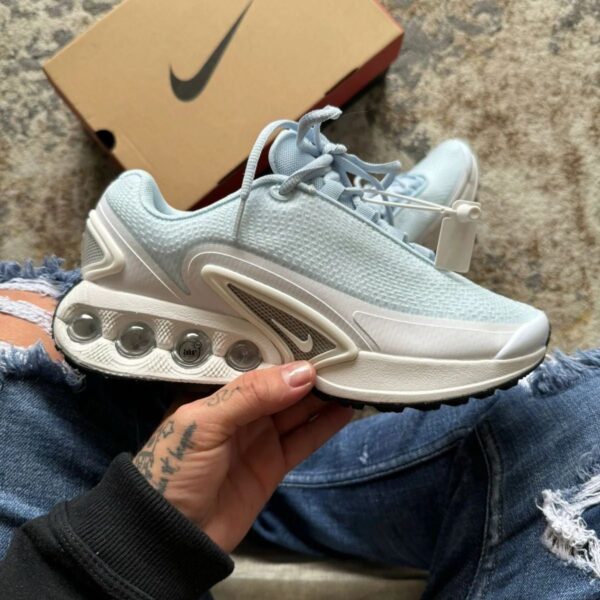 Nike Air Max DN 24