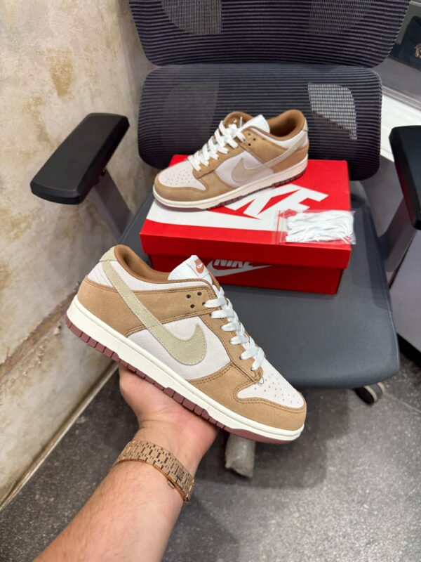Nike SB Dunk Low Medium Curry - Image 2