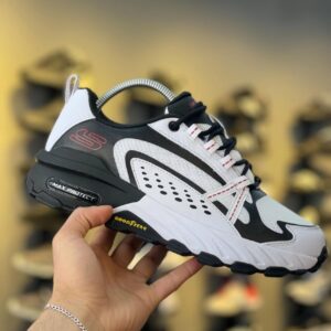 Skechers Max Protect
