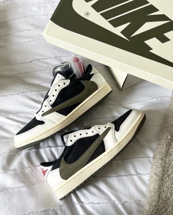 Nike Air Jordan 1 Low X Travis Scott Olive