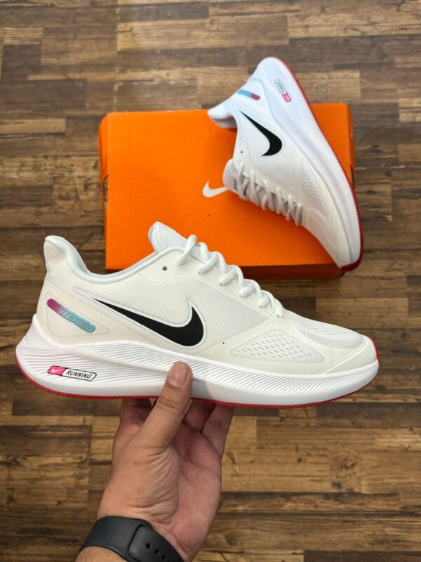 Nike Guide 10
