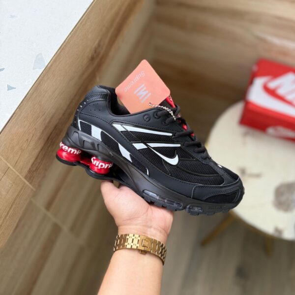 Nike Shox 2025 Supreme - Image 2