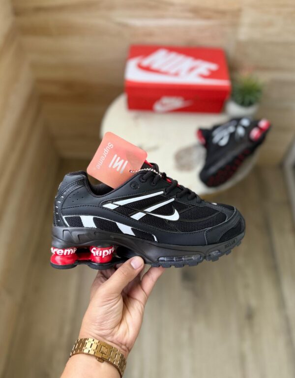 Nike Shox 2025 Supreme - Image 4