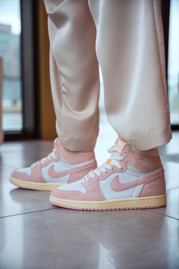 Nike Air Jordan 1 High Washed Pink