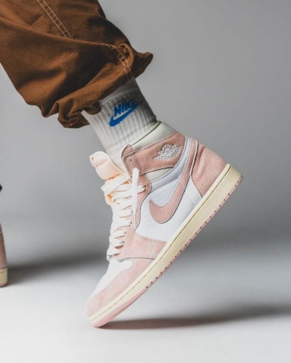 Nike Air Jordan 1 High Washed Pink - Image 2
