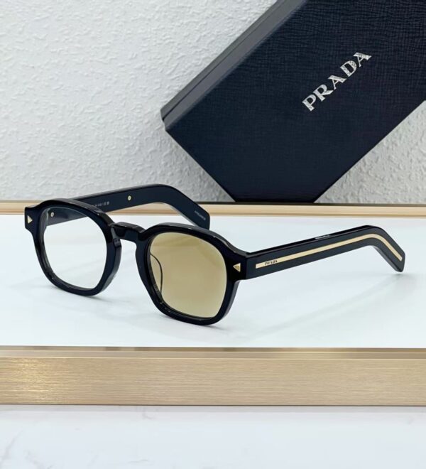Prada PRA16S Sunglasses – First Copy
