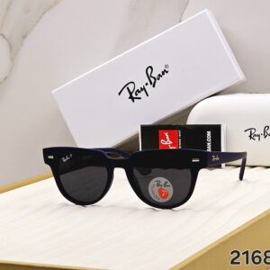 Ray-Ban Wayfarer Polarized Sunglass