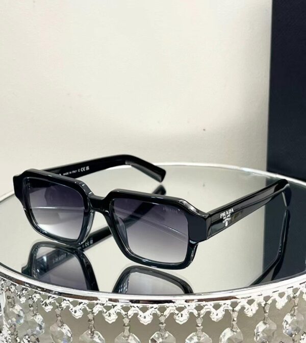 Prada PR 02ZS Sunglass