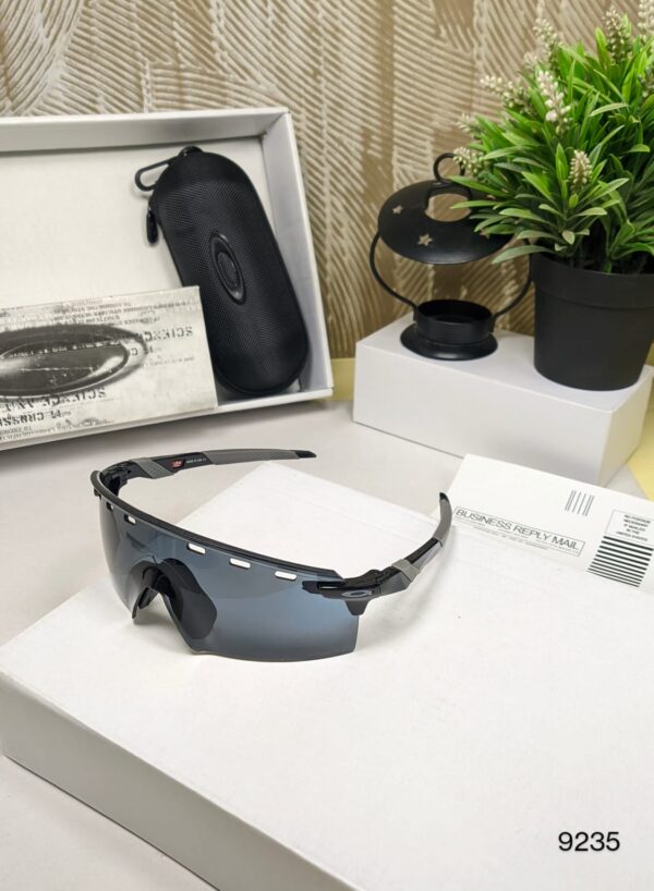 Oakley Prizm Blue Shield Sports Sunglass - Image 3
